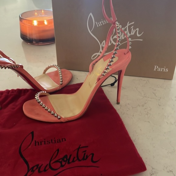 AUTHENTIC Christian Louboutin So Me Studded in Rare Color! - Picture 2 of 4